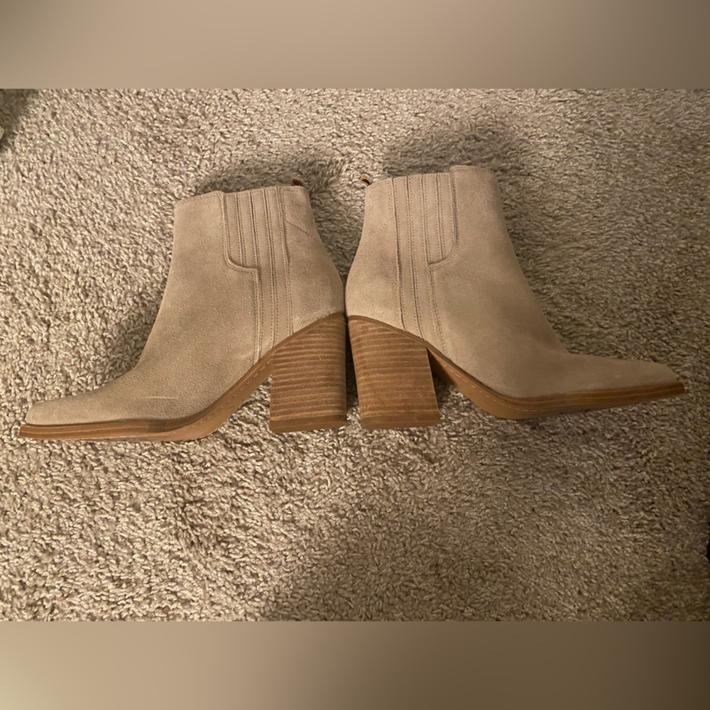Marc Fisher Oshay Ankle Booties Size 7